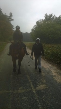 Bella na procházce,  září 2015